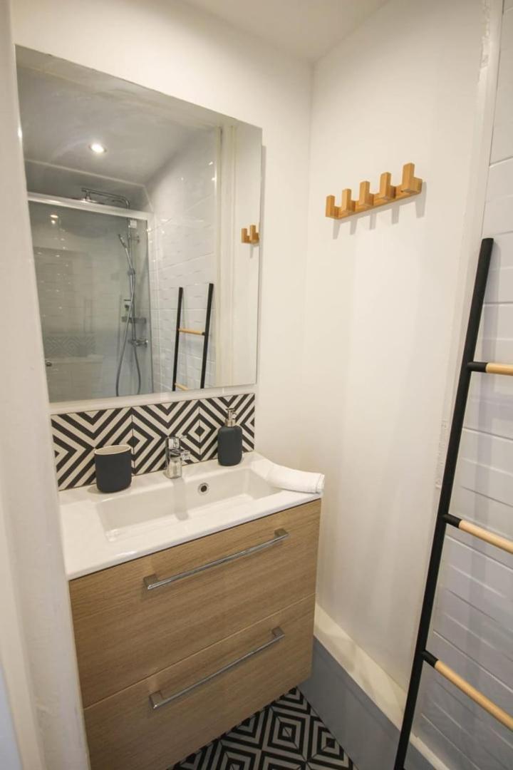 Fully-Equipped Apartment In City Center + Parking Lille Ngoại thất bức ảnh